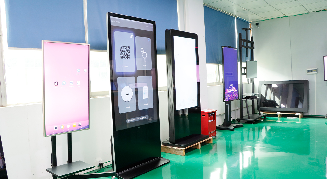 Все в одном месте: выставочный зал